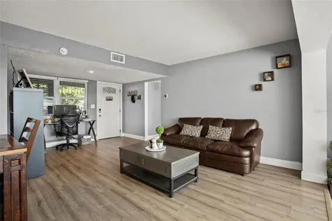 1416 Egan Drive Orlando FL 32822
