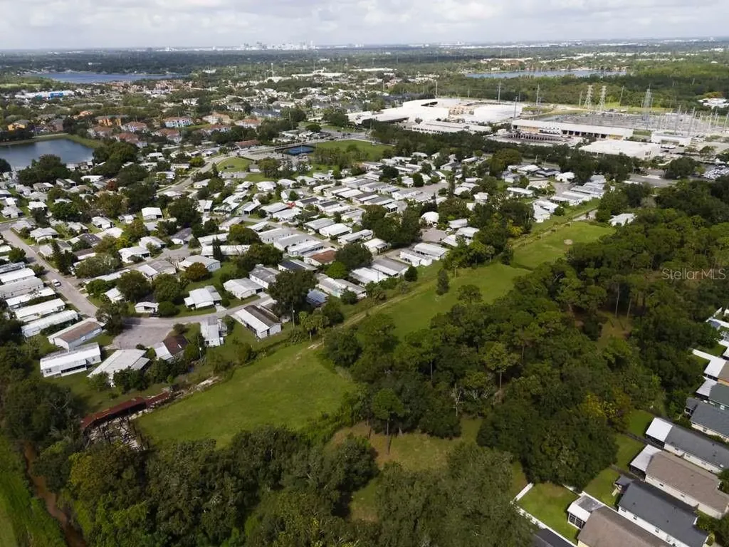 6250 Pershing Avenue Orlando FL 32822