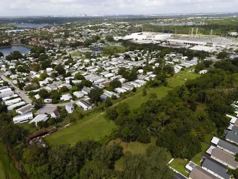 6250 Pershing Avenue Orlando FL 32822