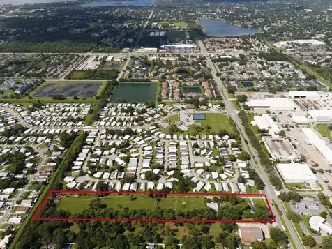 6250 Pershing Avenue Orlando FL 32822