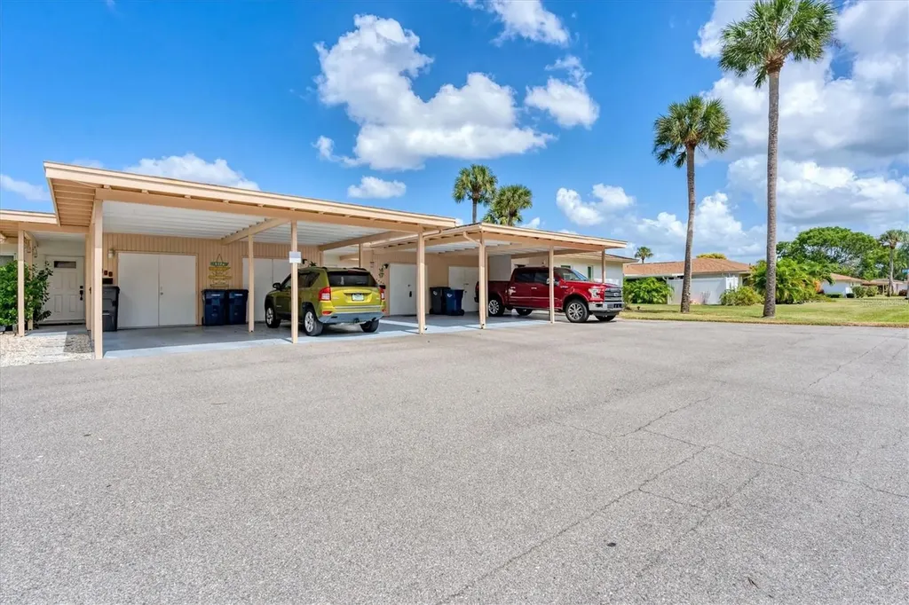 2905 51st Avenue W Bradenton FL 34207