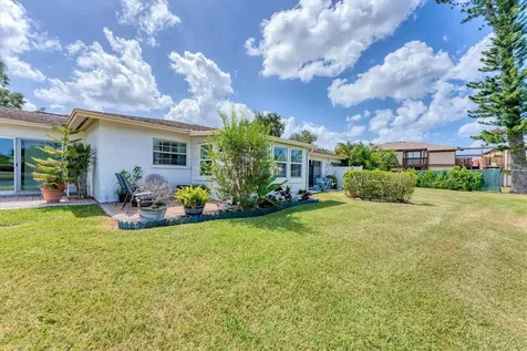 2905 51st Avenue W Bradenton FL 34207