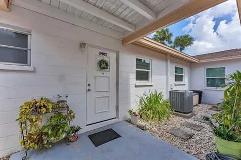 2905 51ST Avenue W Bradenton FL 34207