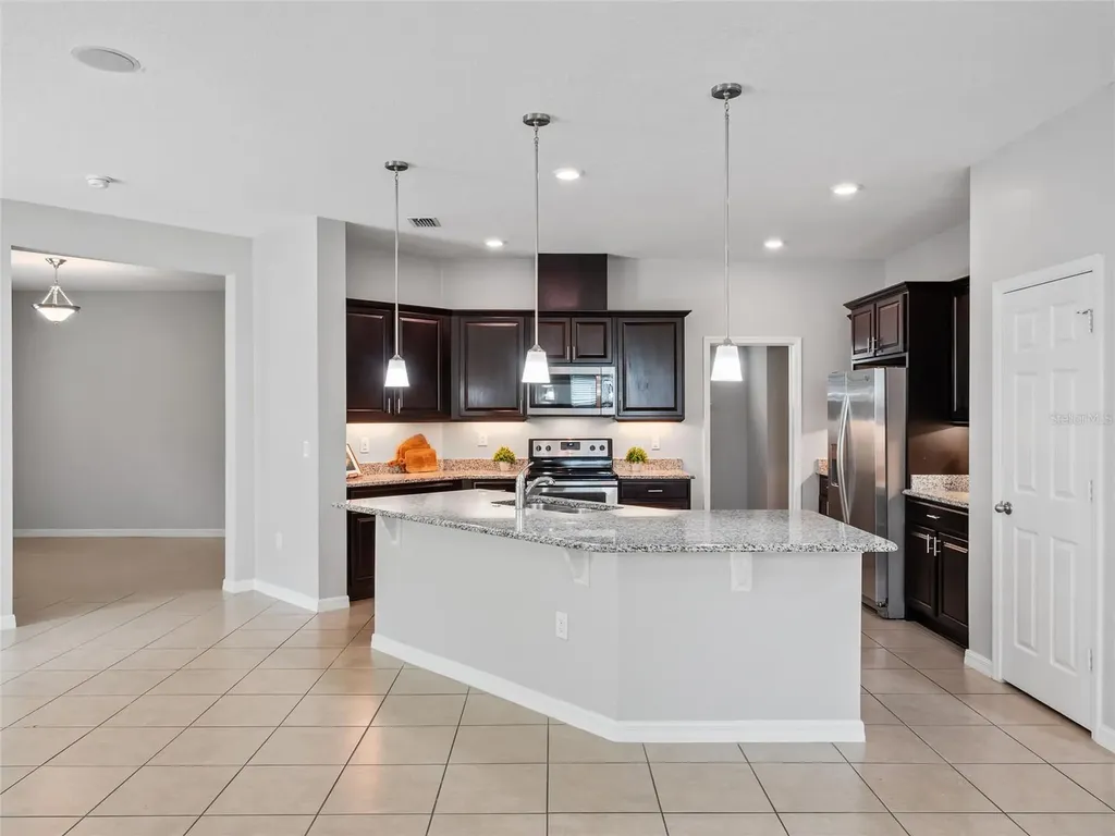 476 Bottlebrush Loop Sanford FL 32771