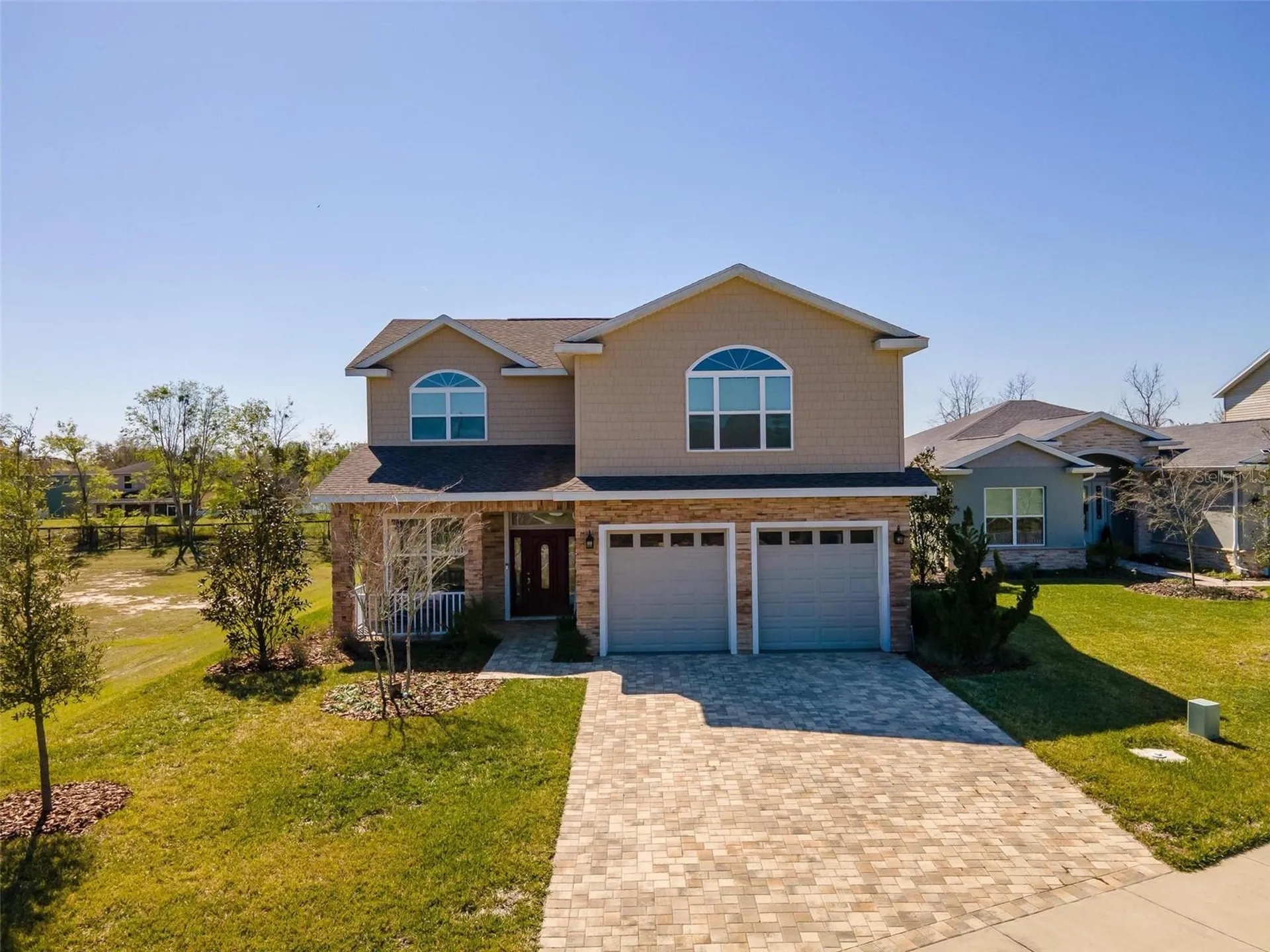 5039 NE 125th Loop Oxford FL 34484