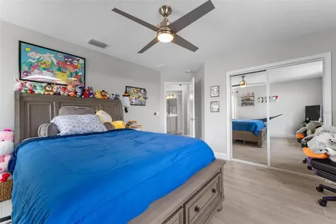 5039 NE 125th Loop Oxford FL 34484