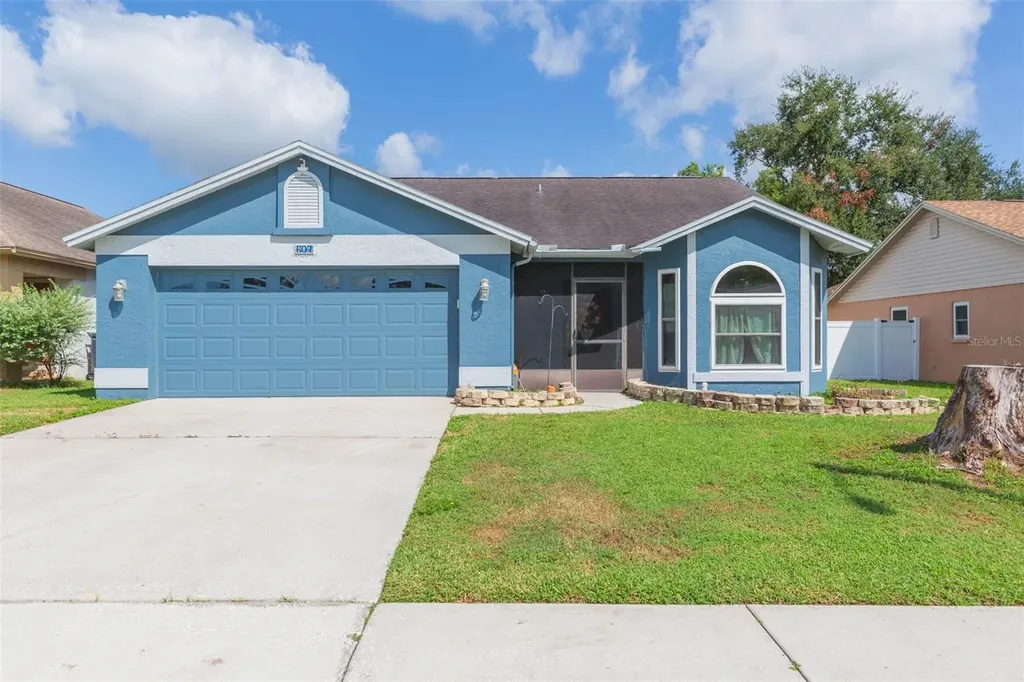607 Sand Ridge Drive Valrico FL 33594