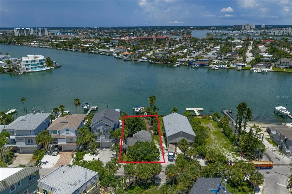 8405 Bayshore Drive Treasure Island FL 33706