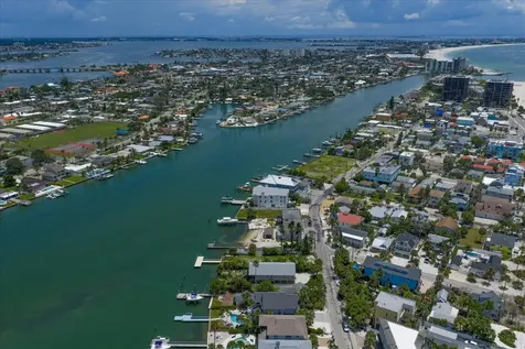 8405 Bayshore Drive Treasure Island FL 33706