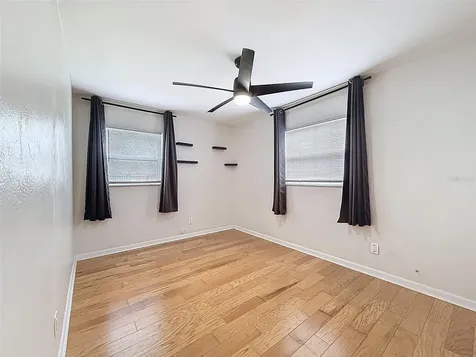 1121 49th Avenue N St Petersburg FL 33703