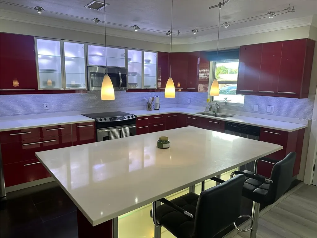 4147 Augustine Avenue Sarasota FL 34231