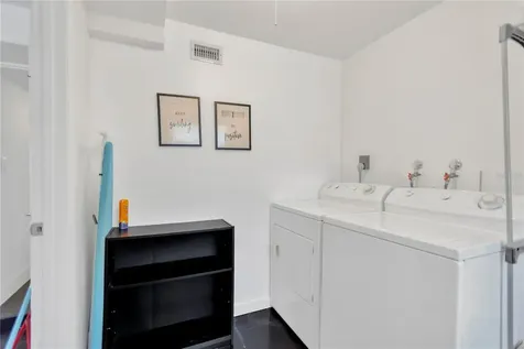 4147 Augustine Avenue Sarasota FL 34231
