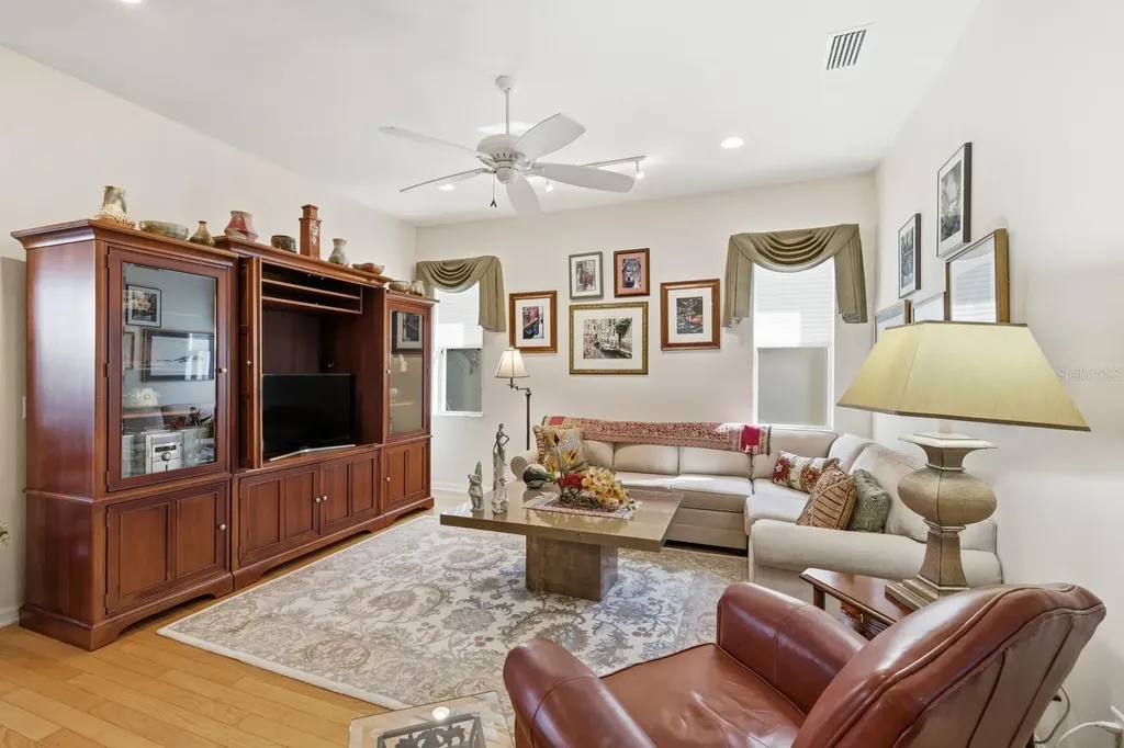 4235 65th Terrace E Sarasota FL 34243