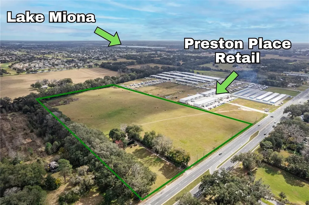 11425 N Us Highway 301 Oxford FL 34484