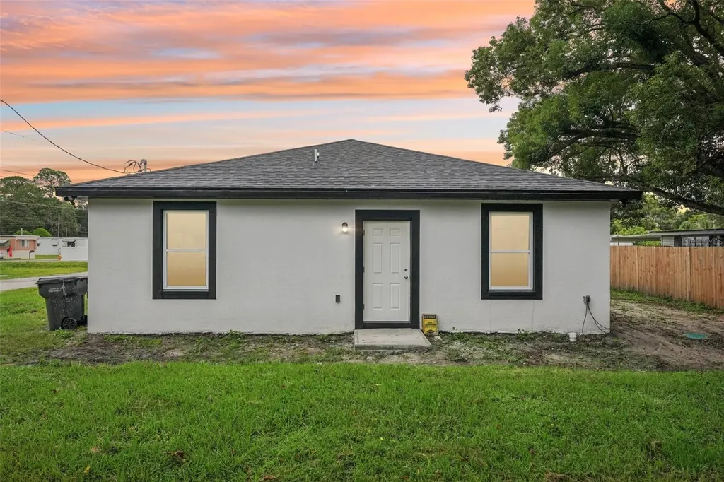 626 Woodland Avenue Lakeland FL 33801