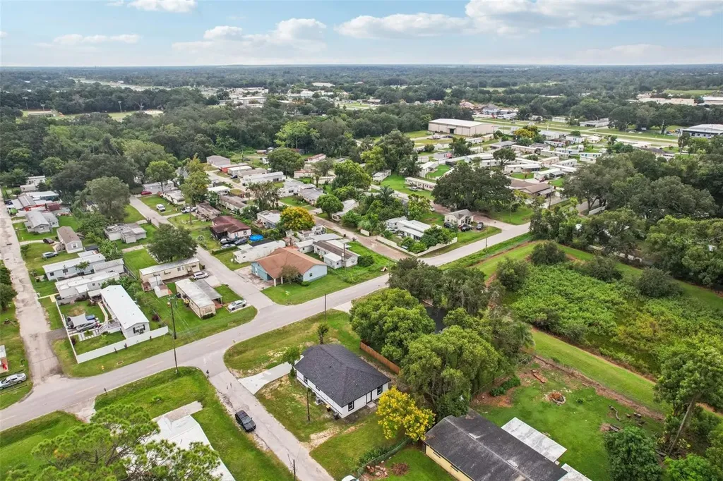 626 Woodland Avenue Lakeland FL 33801