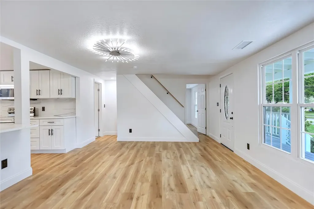 1920 Baxter Avenue Orlando FL 32806