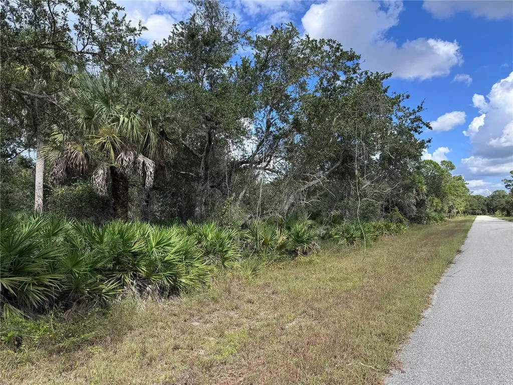 17110 Geoffrey Avenue Port Charlotte FL 33948