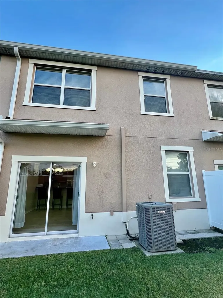 10709 Savannah Landing Circle Orlando FL 32832