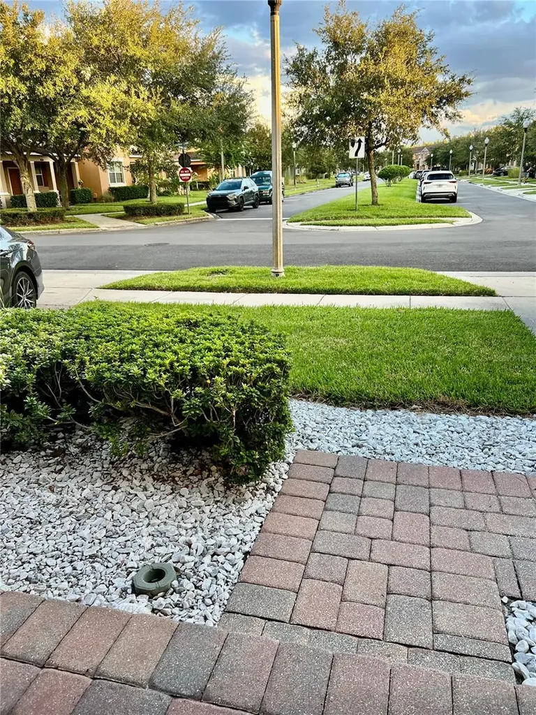 10709 Savannah Landing Circle Orlando FL 32832