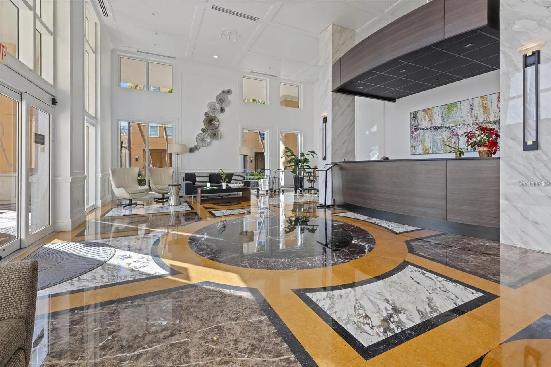 800 N Tamiami Trail Sarasota FL 34236
