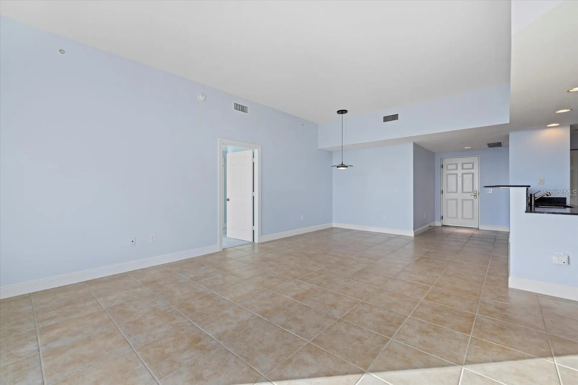 800 N Tamiami Trail Sarasota FL 34236