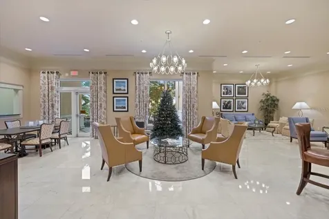 800 N Tamiami Trail Sarasota FL 34236