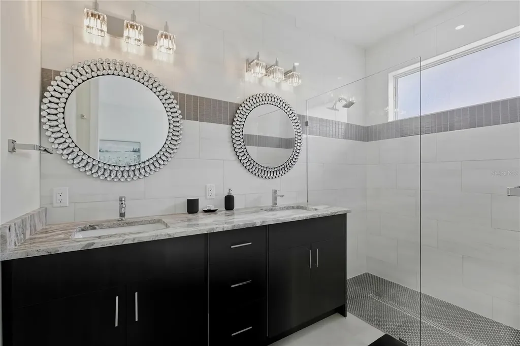 5316 Altoona Street Sarasota FL 34232