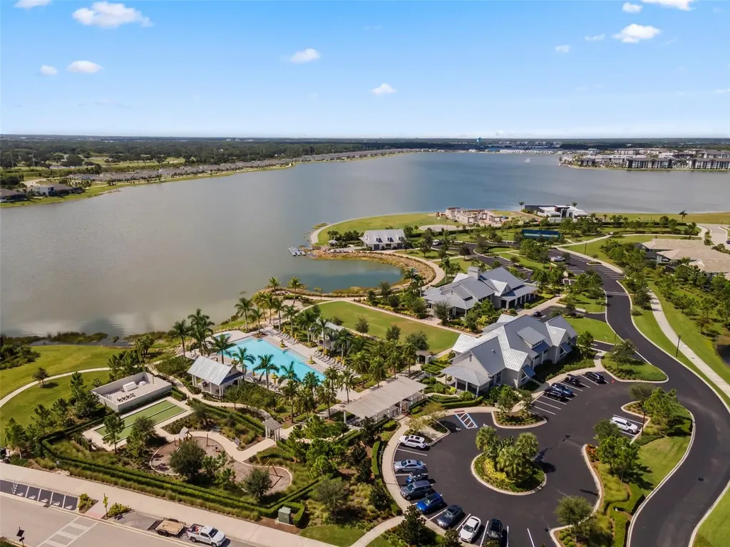 8121 Sternway Road Sarasota FL 34240