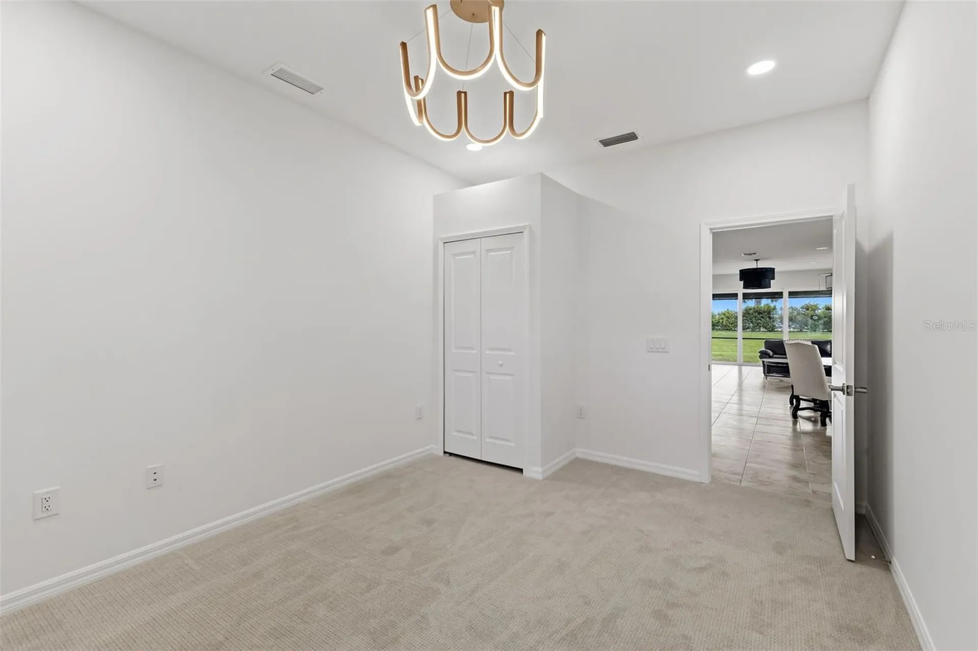 8121 Sternway Road Sarasota FL 34240