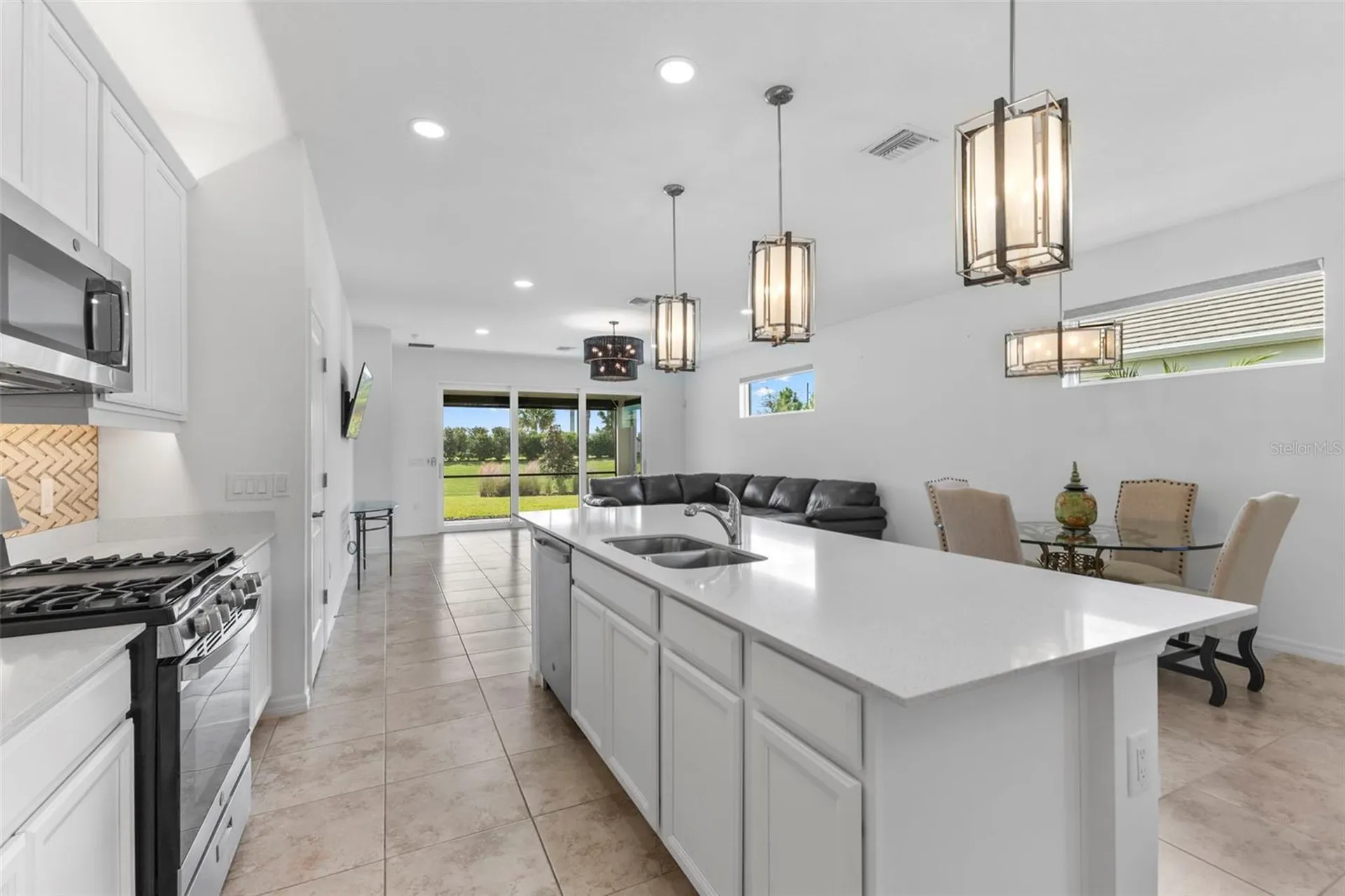 8121 Sternway Road Sarasota FL 34240