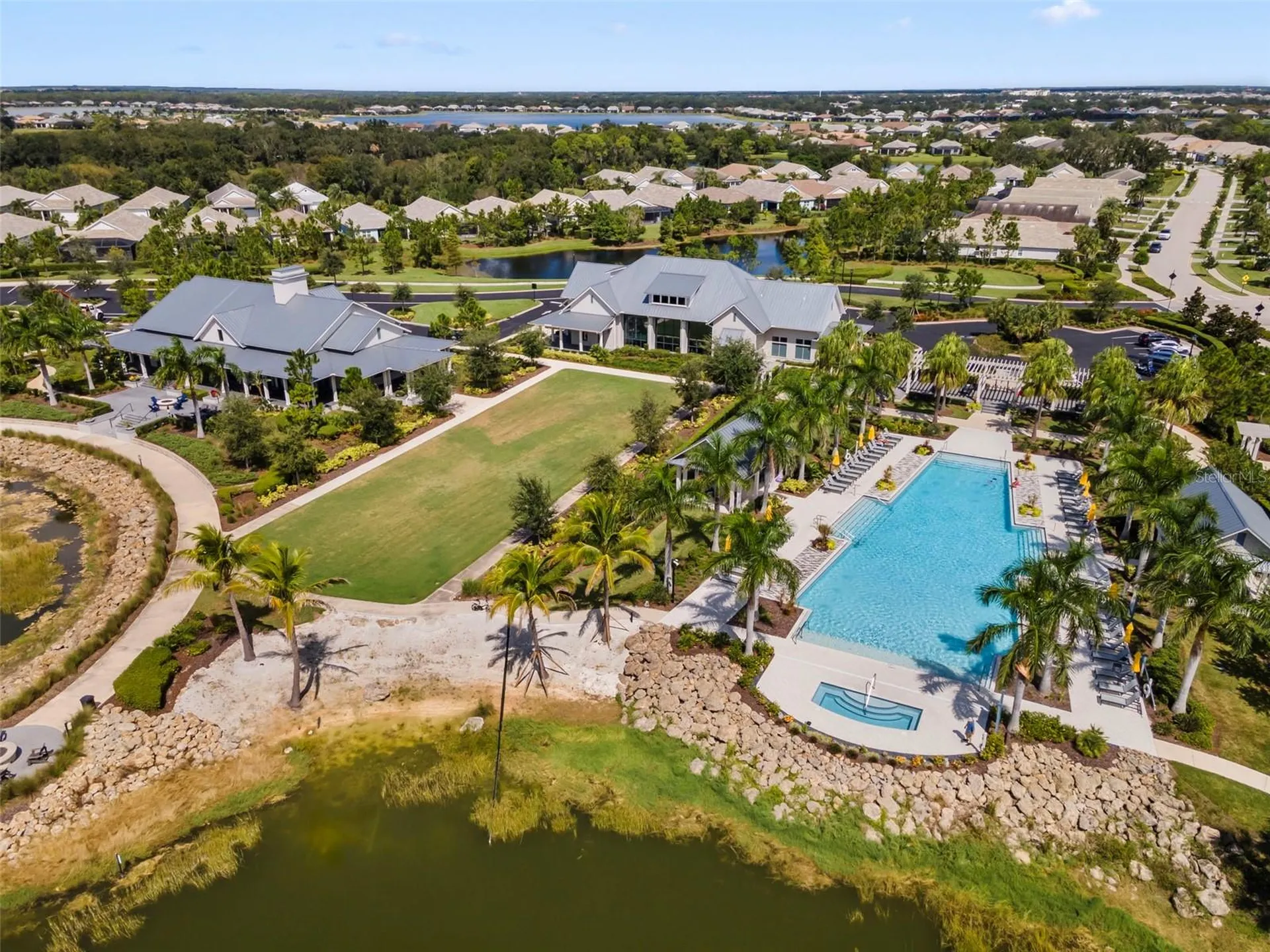 8121 Sternway Road Sarasota FL 34240