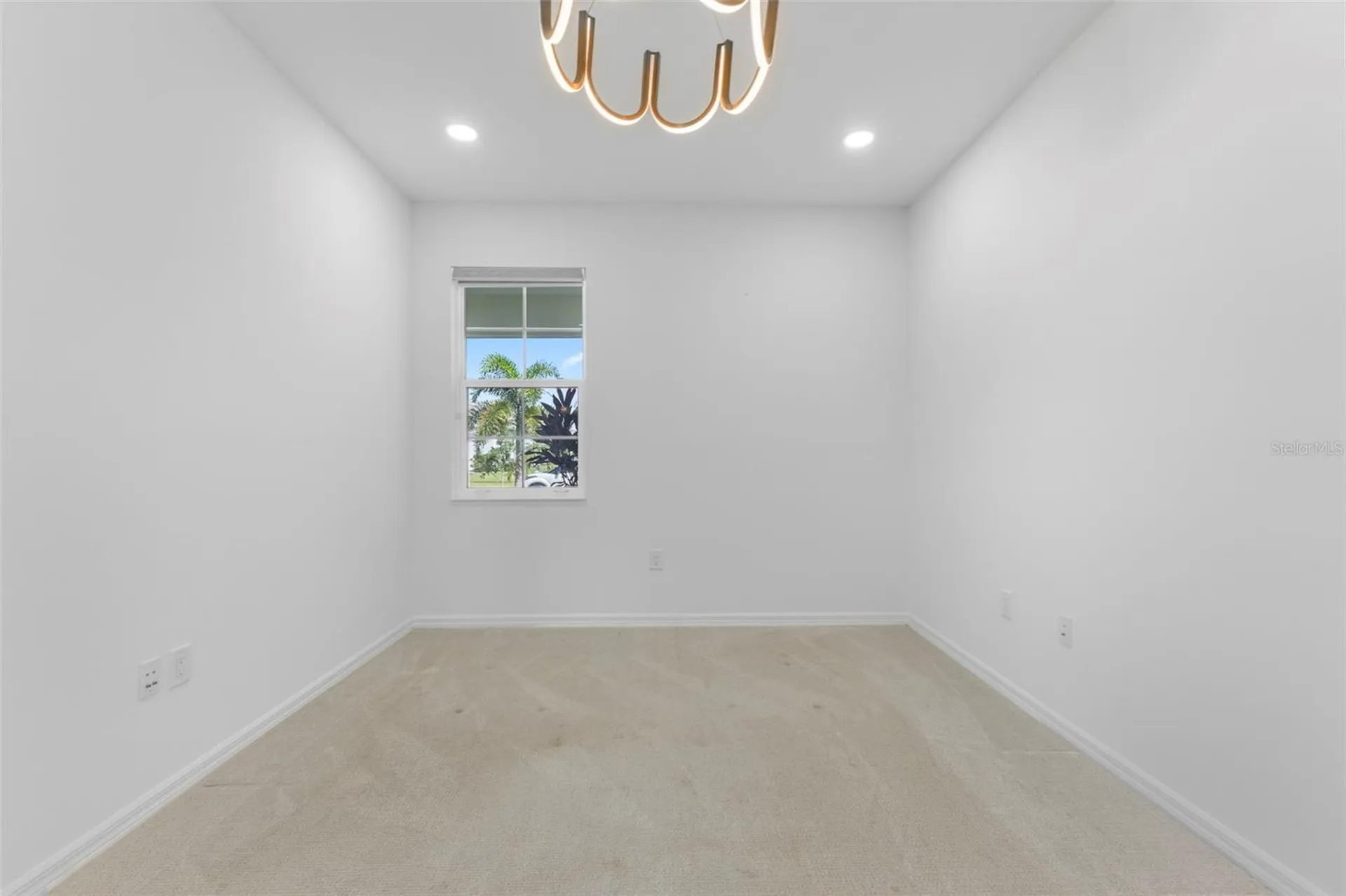 8121 Sternway Road Sarasota FL 34240