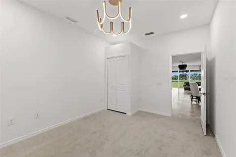 8121 Sternway Road Sarasota FL 34240