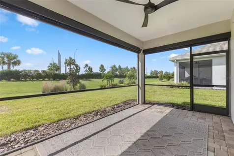 8121 Sternway Road Sarasota FL 34240