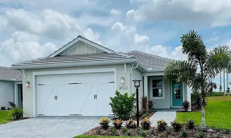 8121 Sternway Road Sarasota FL 34240