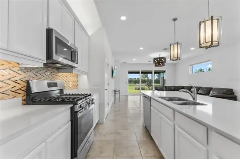 8121 Sternway Road Sarasota FL 34240