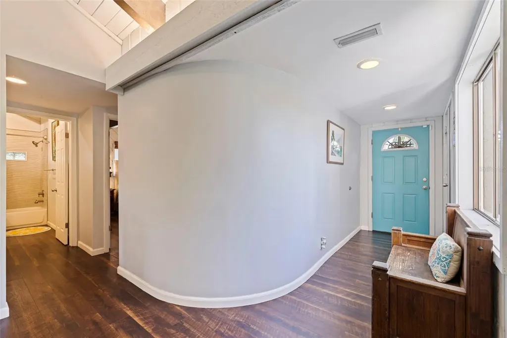 1118 2nd Avenue S Tierra Verde FL 33715