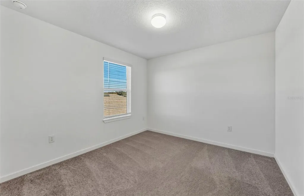 9127 Newmons Place Wildwood FL 34785