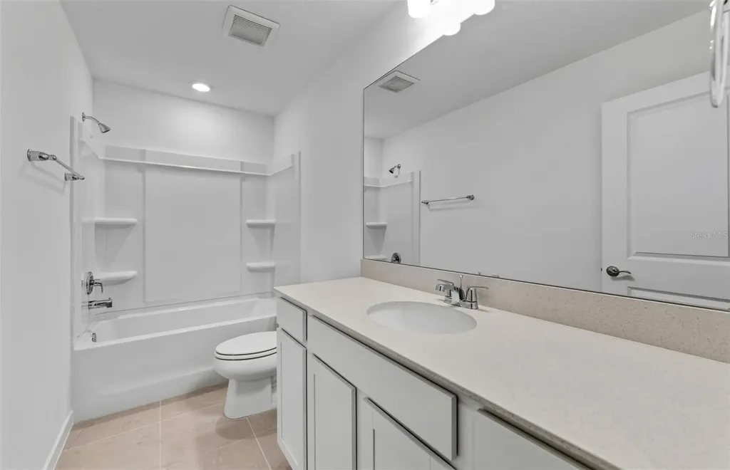 9127 Newmons Place Wildwood FL 34785