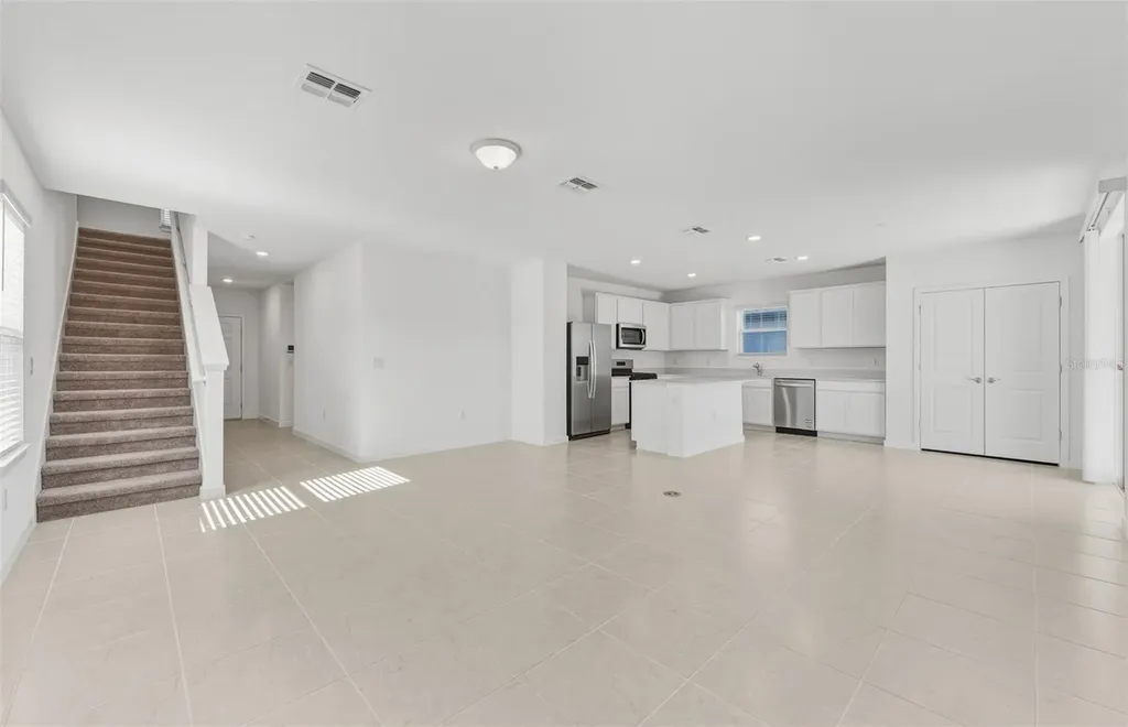 9127 Newmons Place Wildwood FL 34785
