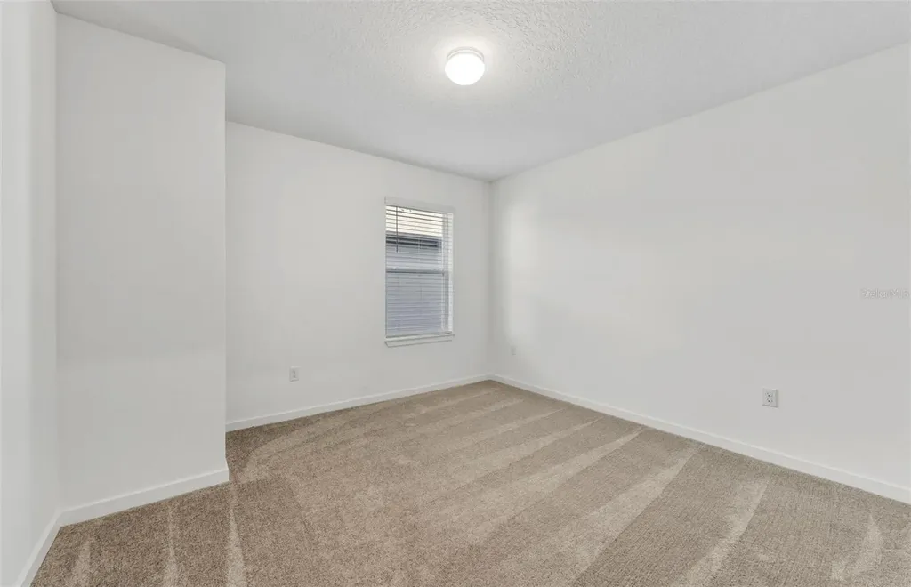 9127 Newmons Place Wildwood FL 34785