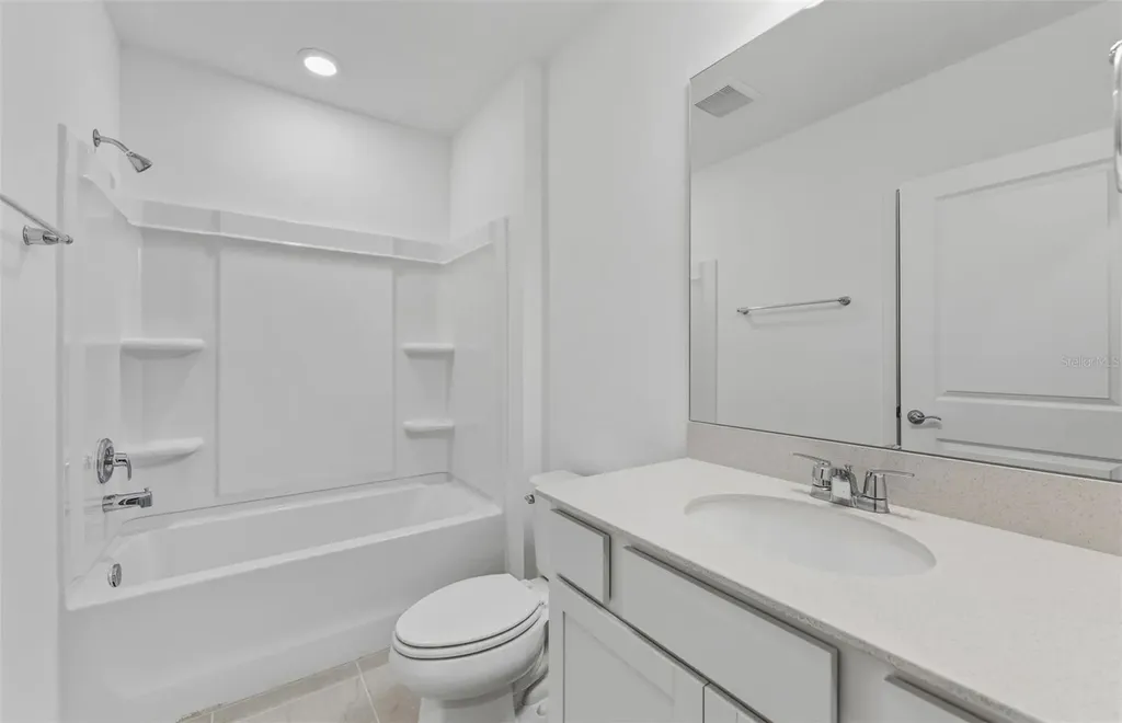 9127 Newmons Place Wildwood FL 34785