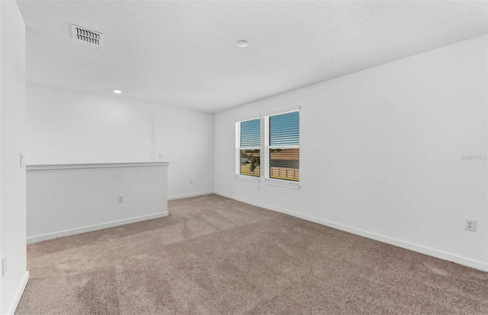 9127 Newmons Place Wildwood FL 34785