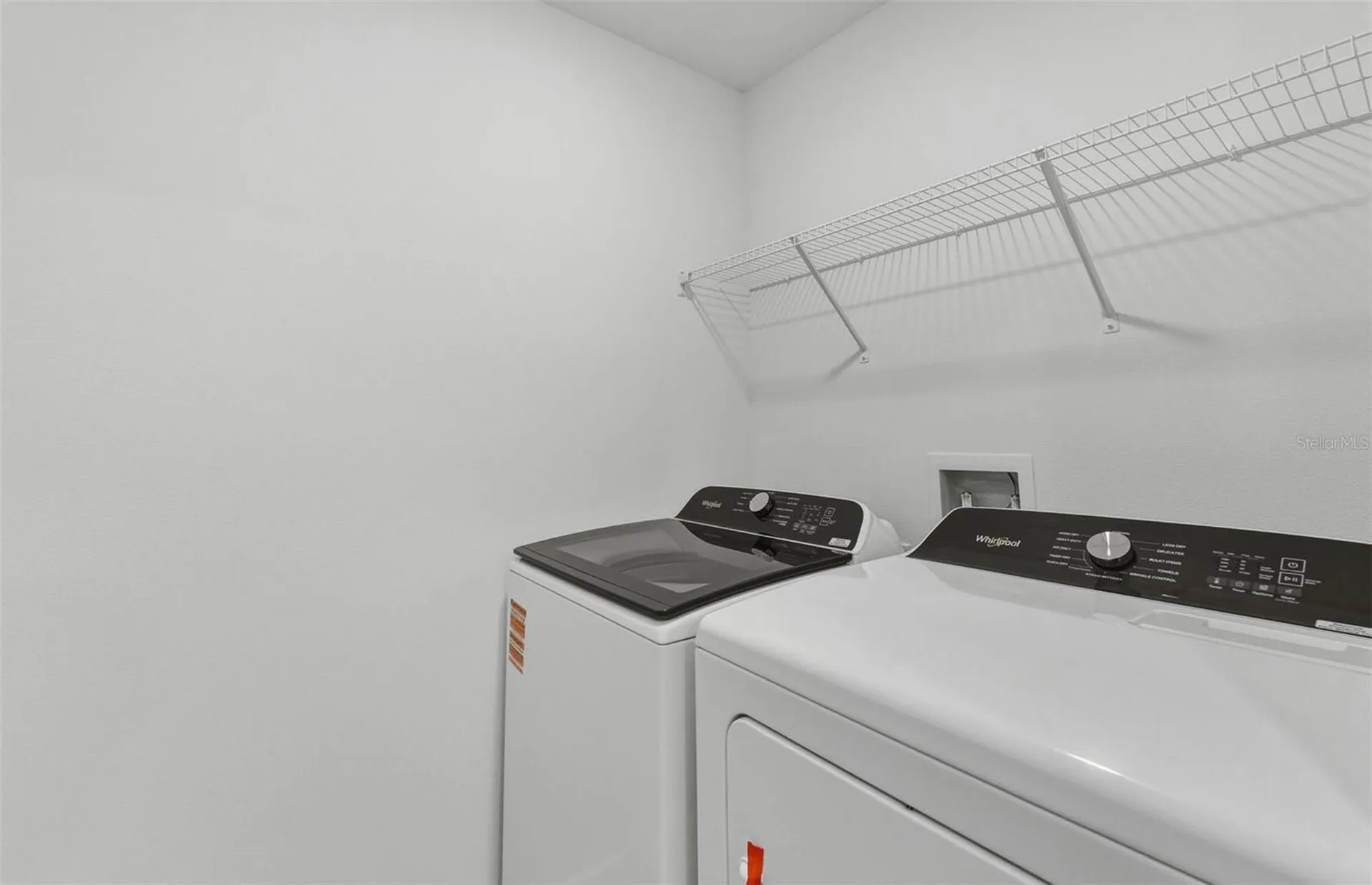 9127 Newmons Place Wildwood FL 34785