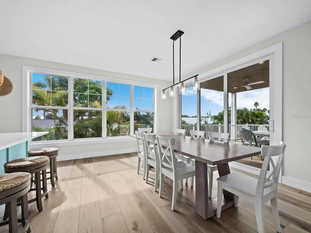 630 Companion Way Longboat Key FL 34228