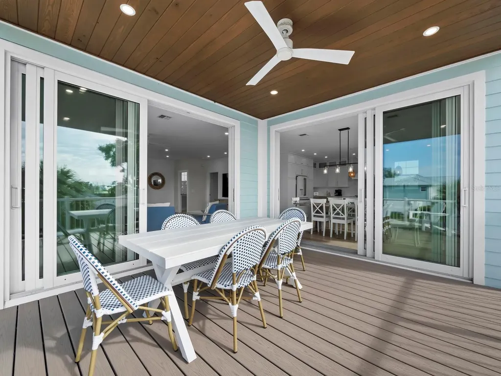 630 Companion Way Longboat Key FL 34228