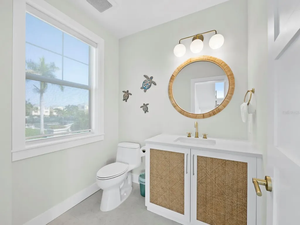 630 Companion Way Longboat Key FL 34228