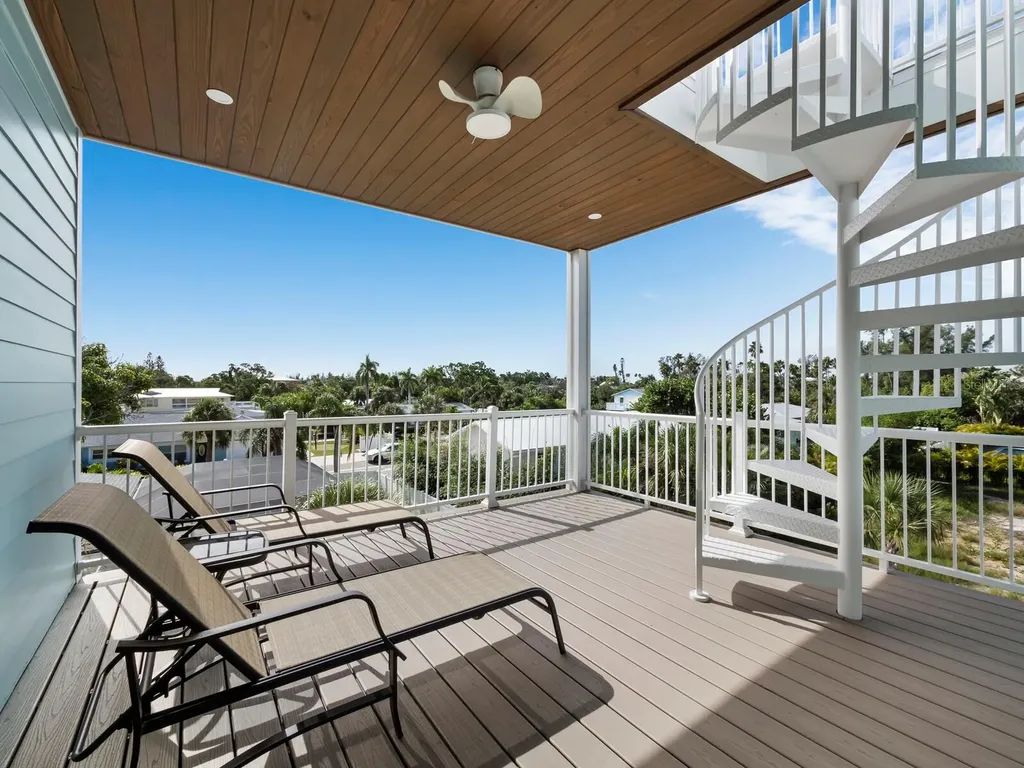630 Companion Way Longboat Key FL 34228