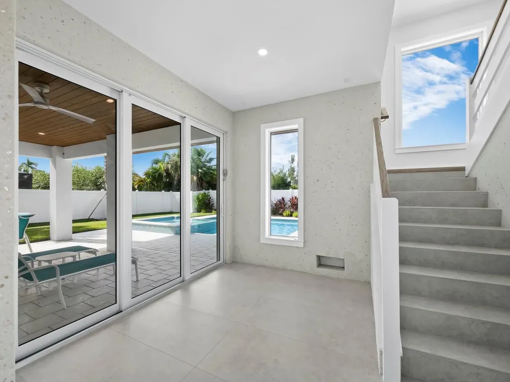 630 Companion Way Longboat Key FL 34228